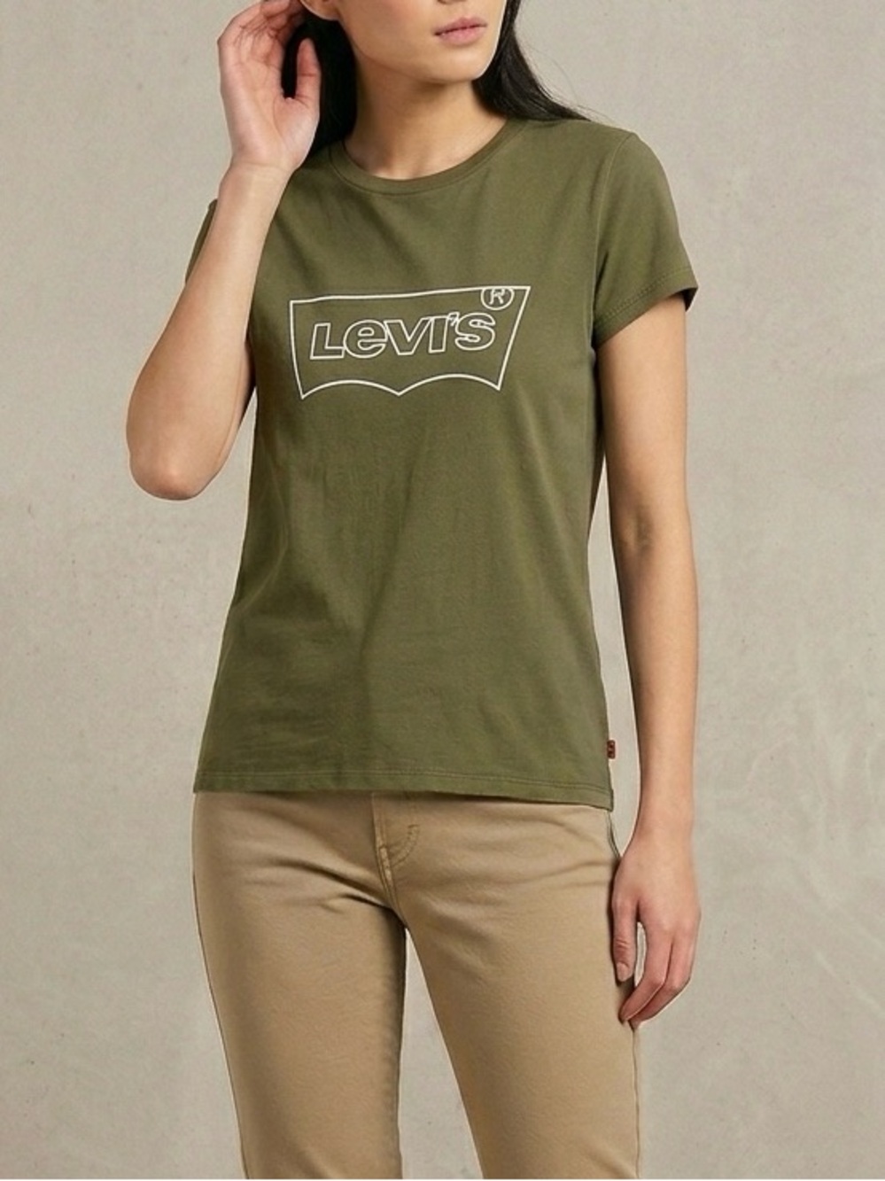 Levi’s olive green Tshirt short sleeve women’s top